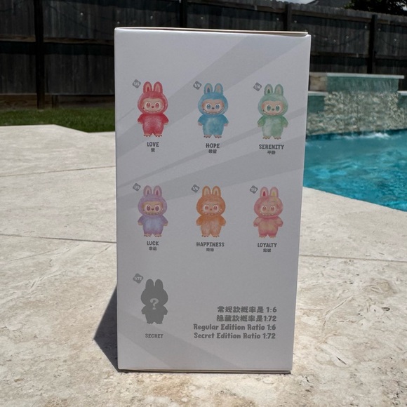 Authentic Pop Mart Labubu — “Big Into Energy” Series (Luck)💜 - Picture 3 of 4